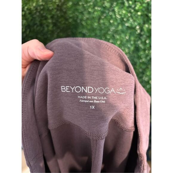 Beyond Yoga Space Dye Brown Leggings Sz 1XL - Picture 4 of 4